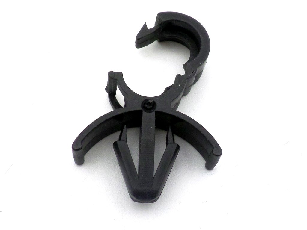 Vehicle Harness Convoluted Tubing Round Hole Mount Clip 4.5mm