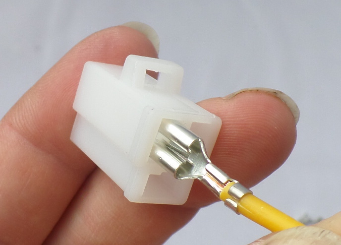6.3mm_connector_insert_female_terminal