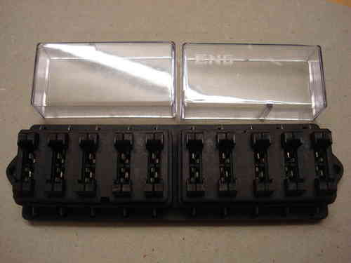 Surface Mount 10 Way Side Entry Fuse Box