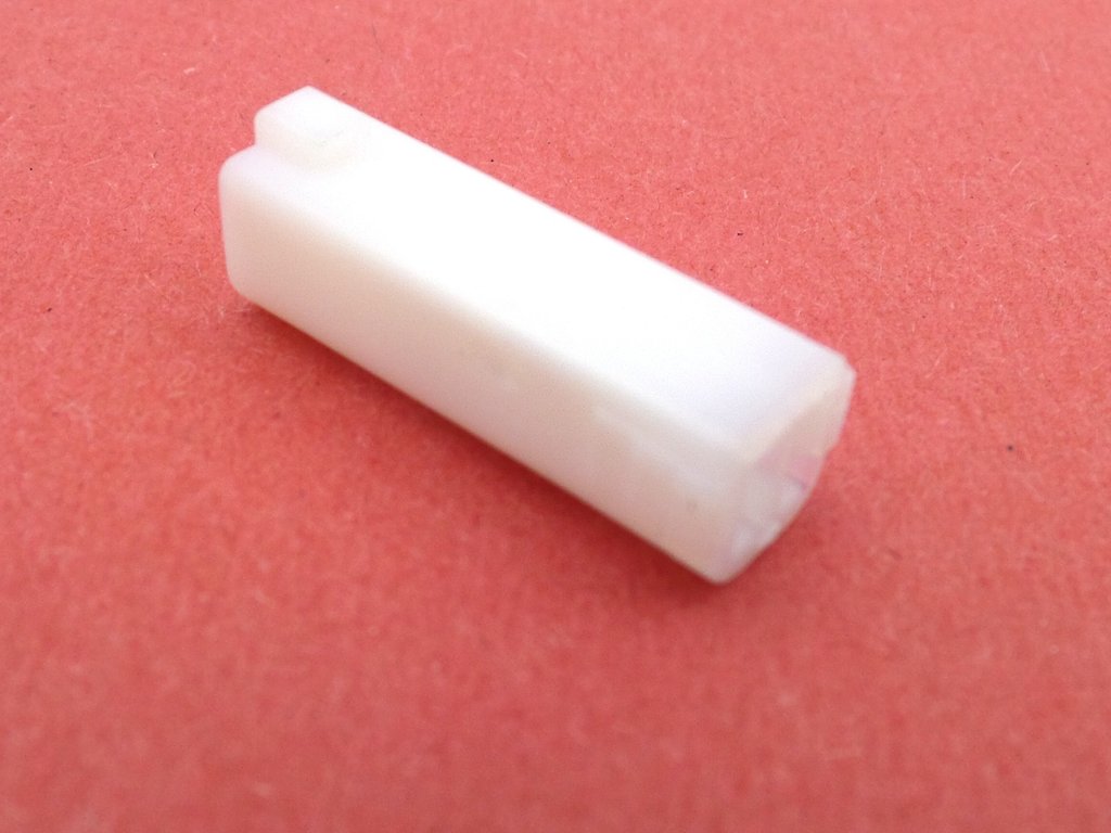 Connector 2 Way Female White Suzuki GSXR Indicator Plug - Image 2