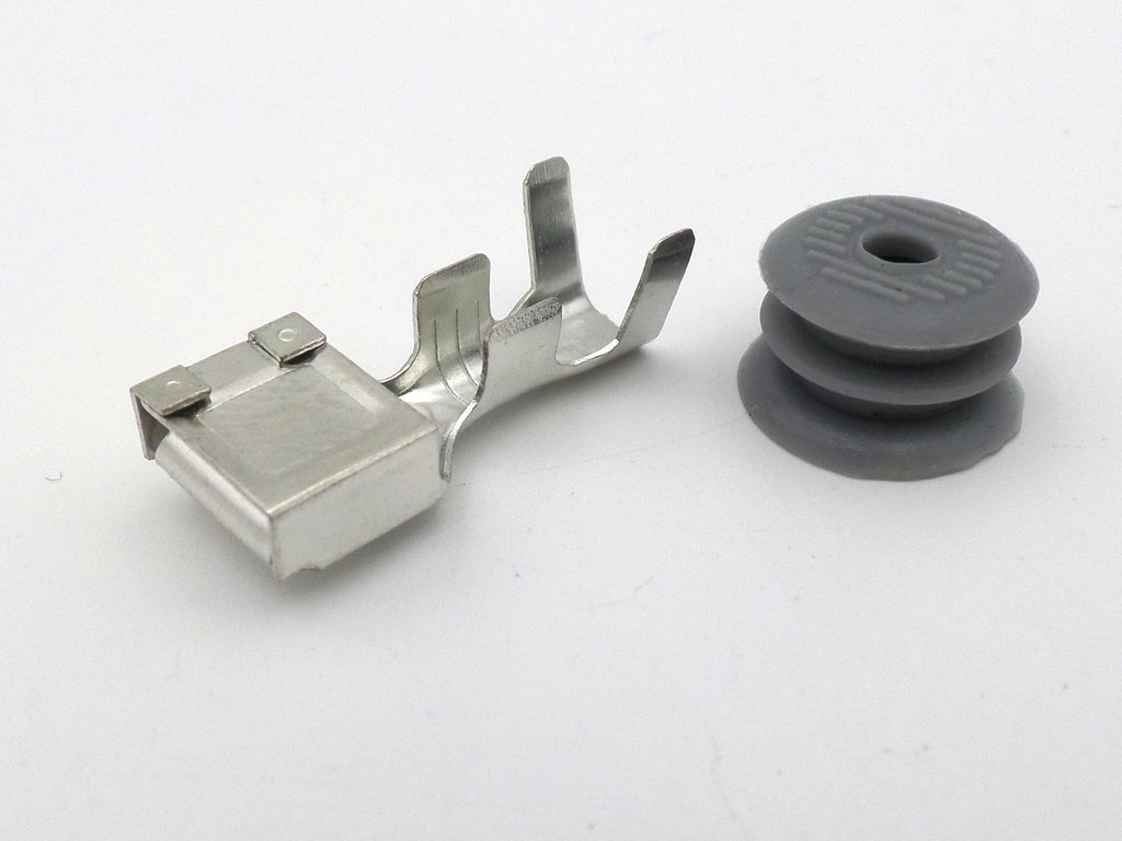 Connector 2 Way 7.8mm Sealed Female Plug A-9 - Image 3