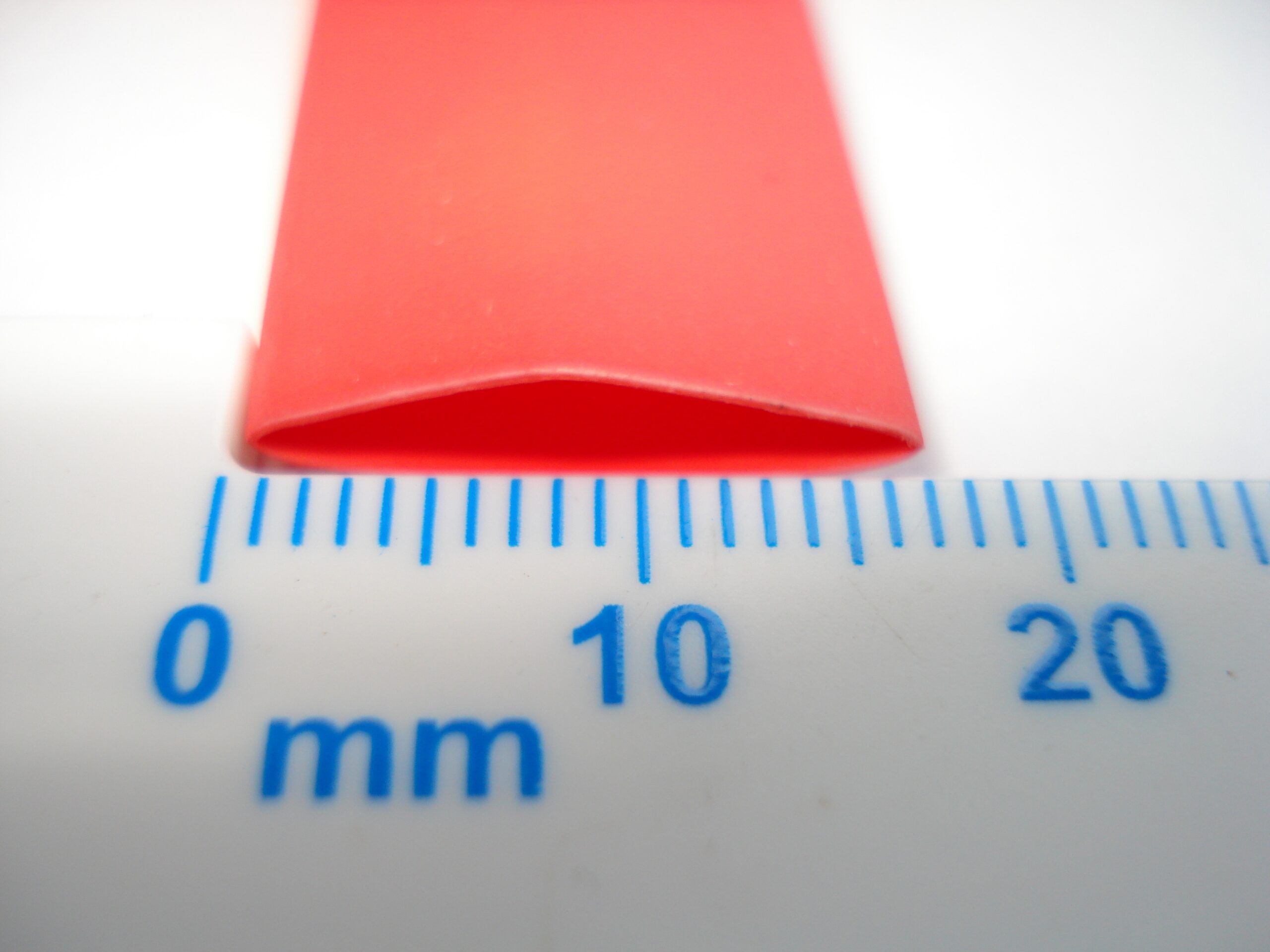 Heat Shrink 9.5mm Red 2:1 Ratio Polyolefin Sleeving 1m